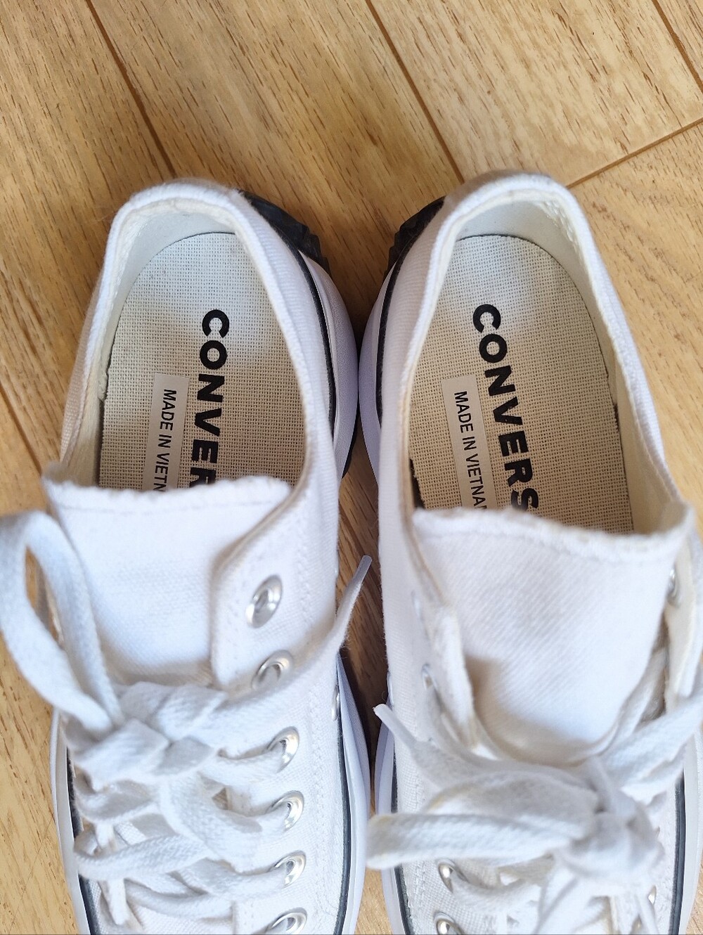 Converse Run Star Hike Low Platform Women's White Size 7 - Picture 8 of 11